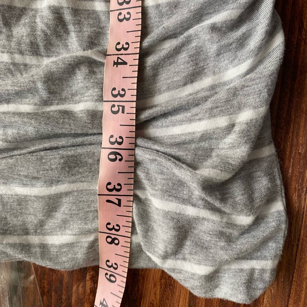 The Vanity Room Women's Gray White Striped Ruched Sleeveless Dress Size Small - Picture 8 of 9